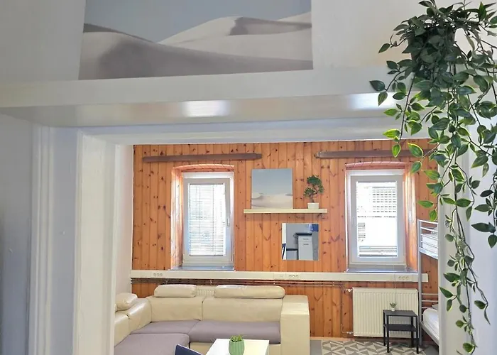 Bright Cozy - Free Parking Апартаменты