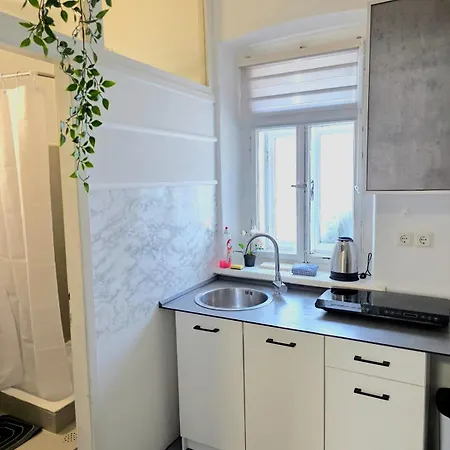 Bright Cozy - Free Parking Apartman
